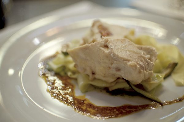 Die Hauptspeise des Abends: Involtini vom Maishuhn | Foto: Monika Schreiner