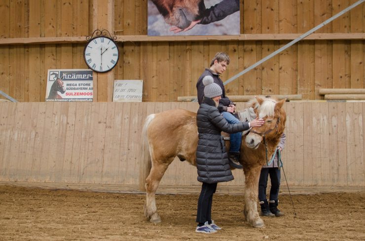 Aktion Sternstunden Eulenhof Olching Reittherapie - ISARBLOG