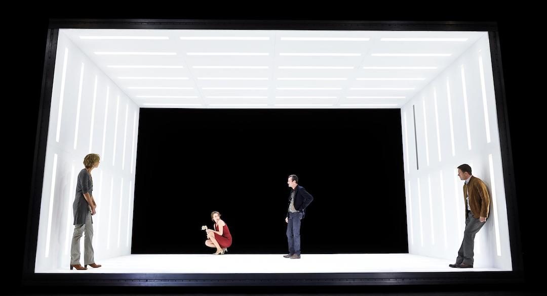Peggy Pickit sieht das Gesicht Gottes Cuvilles Theater | Foto: Arno Declair