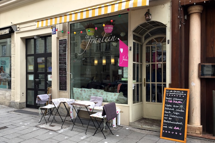 Einer der Tipps aus dem Buch "Genussvolles München": Das Cafe Fräulein in der Frauenstraße | Foto: ISARLBOG