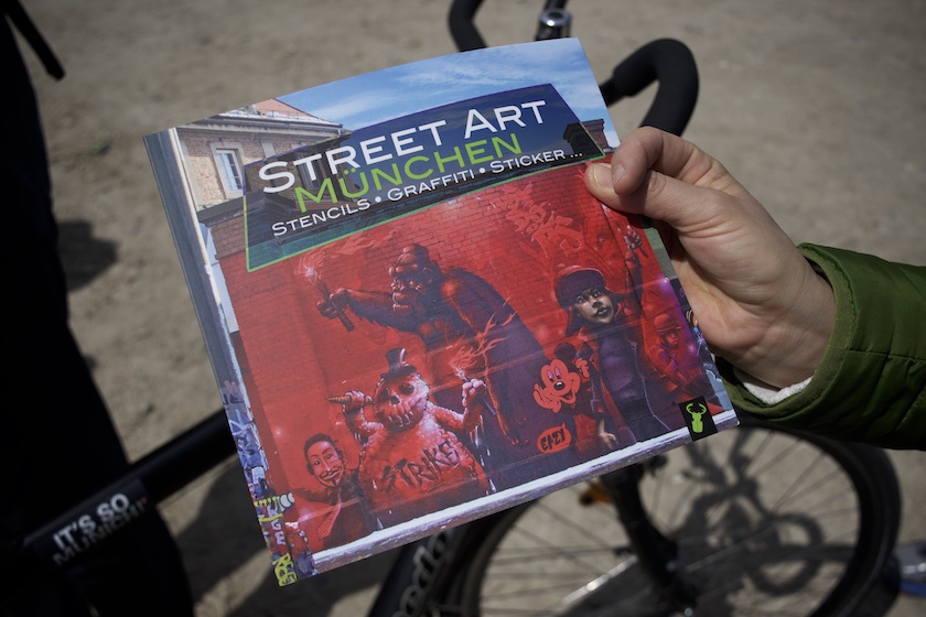 Streetart Safari mit Martin Arz vom Hirschkäferverlag / Foto: Monika Schreiner