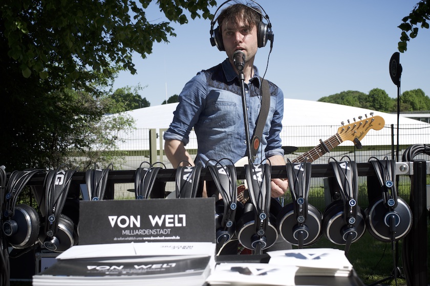 Stilles Konzert der Band "Von Welt" im Olympiapark München | Foto: Monika Schreiner ISARBLOG