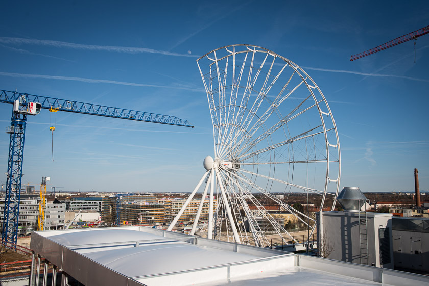 Aufbau Hi-Sky Riesenrad Ferris Wheel München Munich Werksviertel - ISARBLOG
