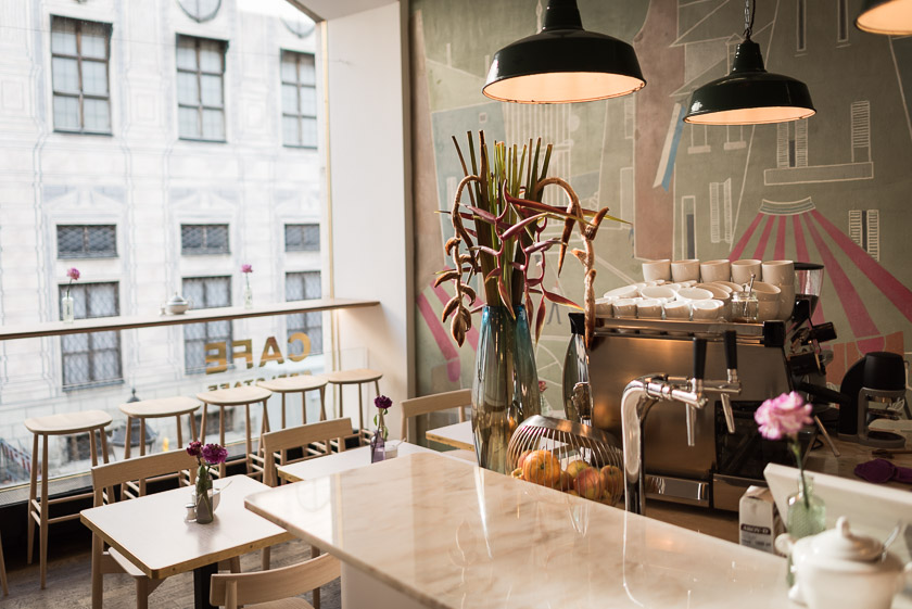 Cafe Belstaff in der Residenzstraße | Foto: ISARBLOG